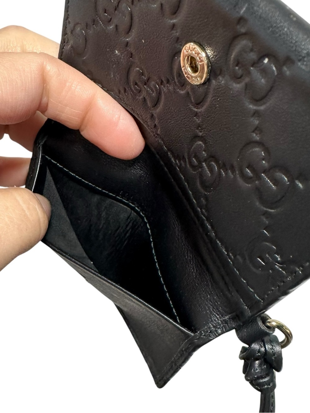 Gucci Black Microguccisima Embossed Monogram Leather & Gold GG Charm Card Holder - Picture 7 of 12